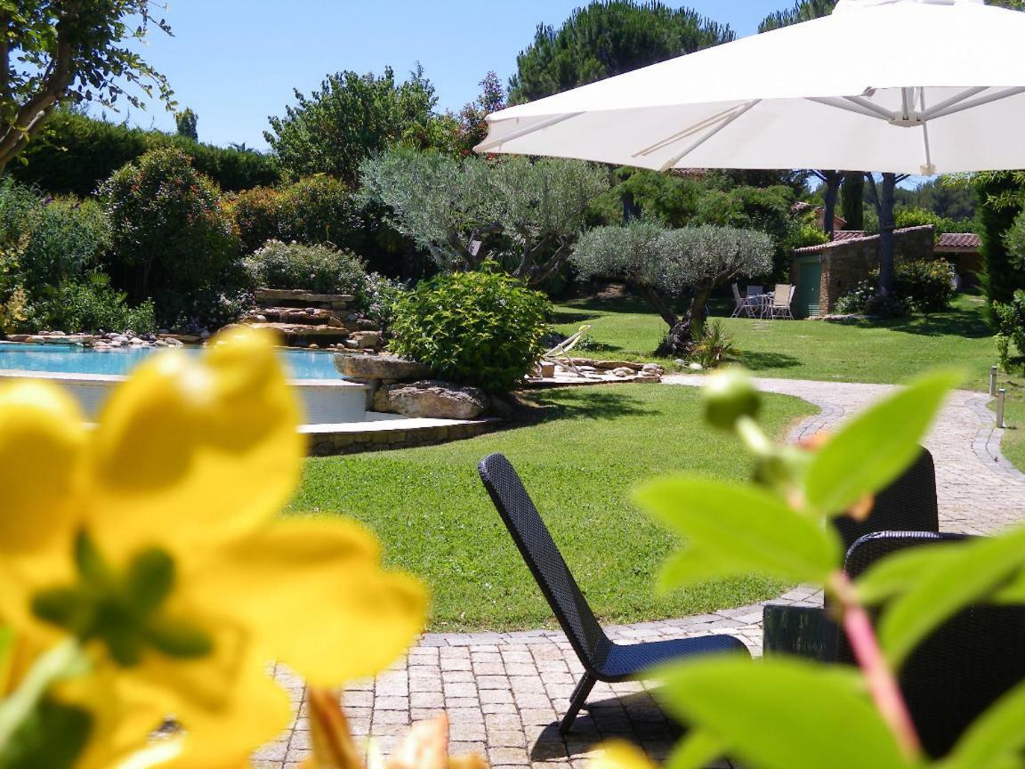 Appartamento Au pays de Cézanne Picasso Aix-en-Provence Esterno foto