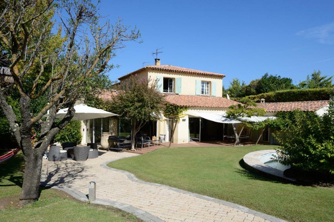 Appartamento Au pays de Cézanne Picasso Aix-en-Provence Esterno foto
